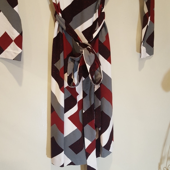 Kate Hill Wrap Around Dress - Picture 3 of 4